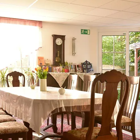 Hotell Land-gut-hotel Schenkenberger Hof 3*