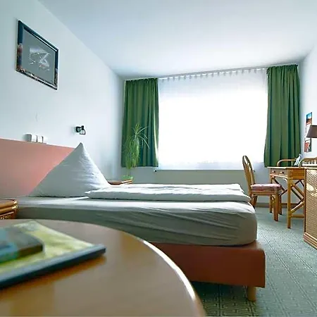 Hotel Land-gut-hotel Schenkenberger Hof 3*